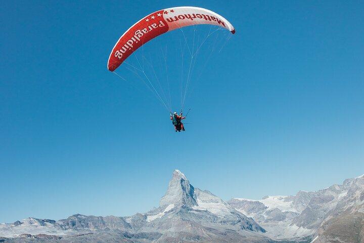 Zermatt Gleitschirm Tandemflug mit Matterhornblick (20–25min)