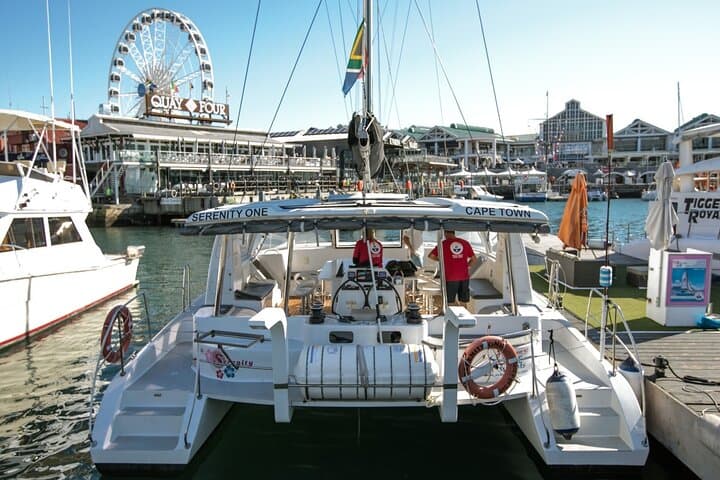 Robben Island Two Oceans Aquarium and Sunset Cruise