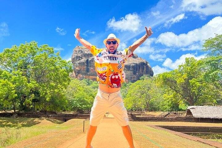 Sigiriya Rock, Colombo