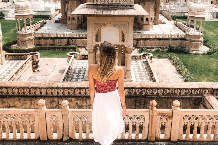 Halvdagstur till Jaipur med Guide Option