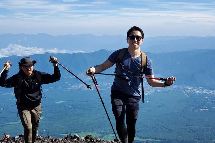 Private Trekking Experience up to 7th station in Mt. Fuji by Car