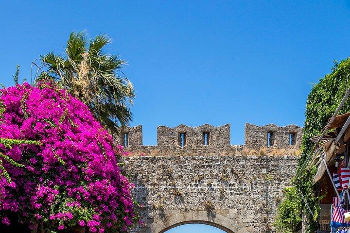 Lindos Acropolis & Rhodos Old Town Highlights Tour