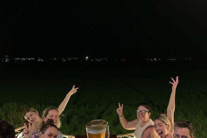 Private Hoi An An Ancient Town - Nachtmarkt Street Food bei Nacht
