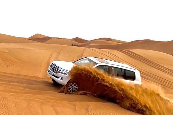 Dubai Evening Desert Safari With Quad Bike and BBQ Dinner