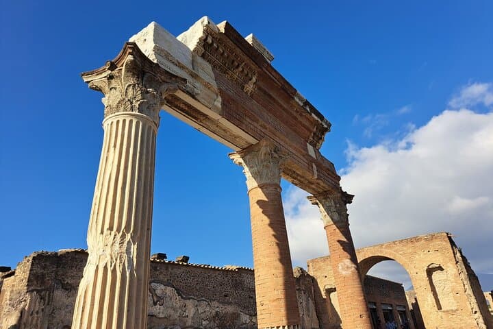 Private Tour in Pompeii and Vesuvius