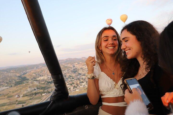 Tour en montgolfière en Cappadoce avec transfert inclus