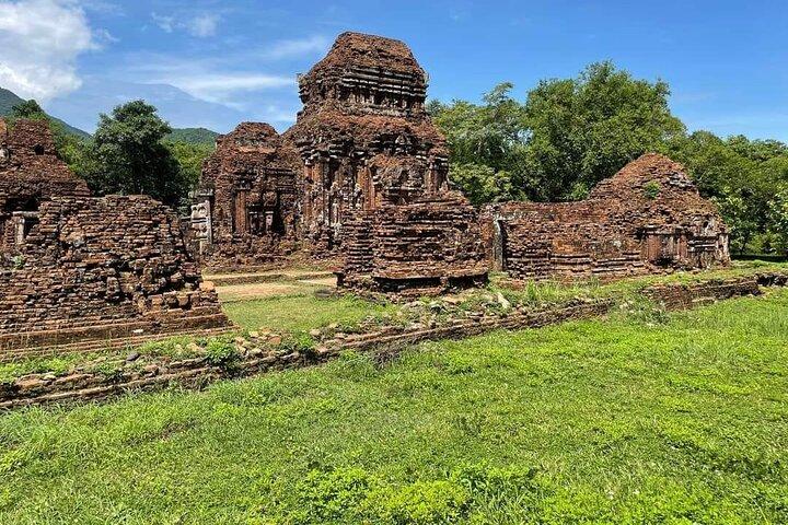 Excursión en tierra para grupos pequeños a My Son Holyland y Da Nang City desde los puertos