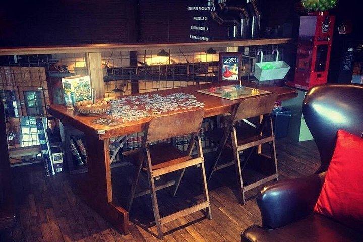 マーケット ロフトのゲームとカクテル