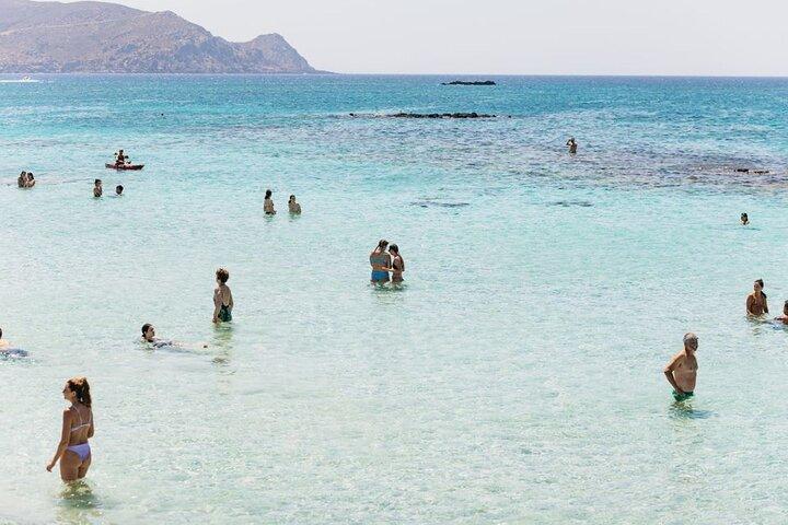 Dagstur Elafonisi Island fra Chania guidet med honning smagning
