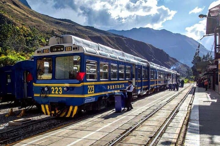 Tours to Machu Picchu 1 day by Train