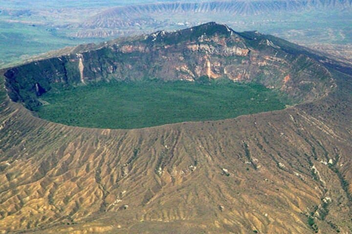 Small Group Tour to Mount Longonot and Optional Lake Naivasha