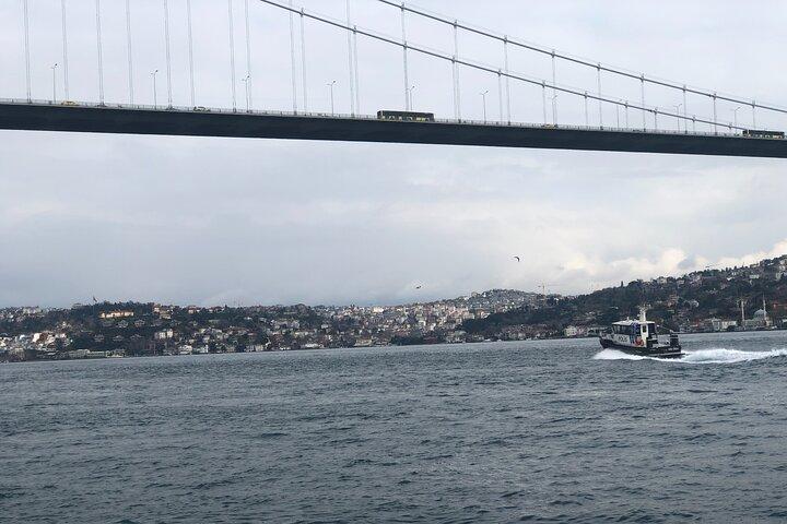 Full Day Istanbul Bosphorus Cruise and Dolmabahce Palace Tour