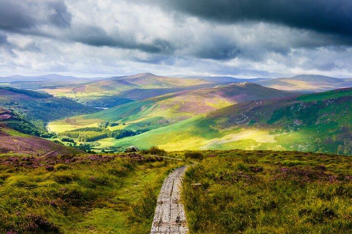 Dublin para County Wicklow e Glendalough Viagem Privada de Carro