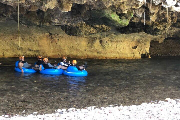Cavetubing- und Altun-Ha-Tour in Belize