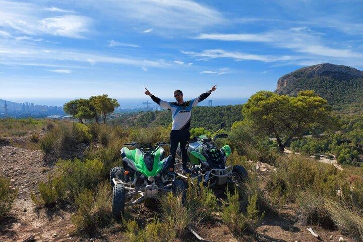 Excursion d'une heure en quad / VTT à travers la jungle d'Altea