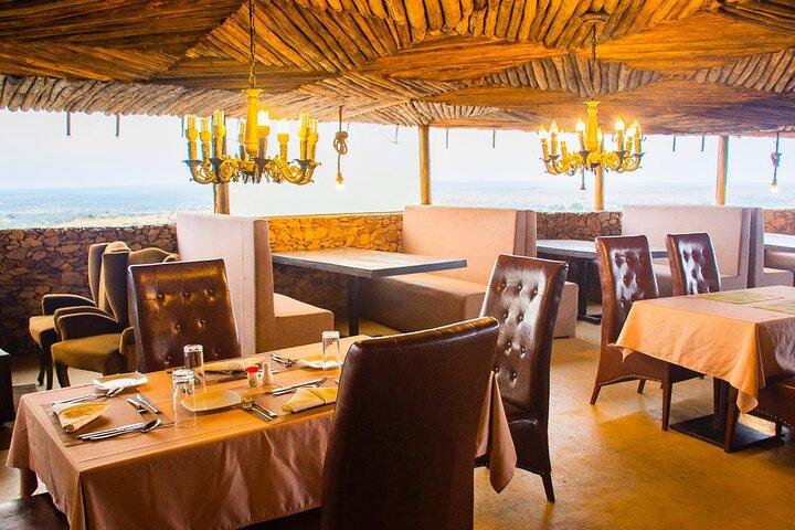 7 Days Simba Luxury Adventure Safari with Transfer