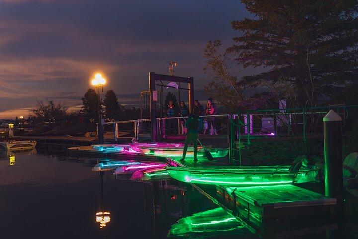 夜のLED星空観察クリアカヤックツアー(タホ湖)
