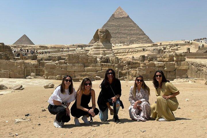 Heldagstur Giza pyramider, Sfinxen, Saqqara och Memphis