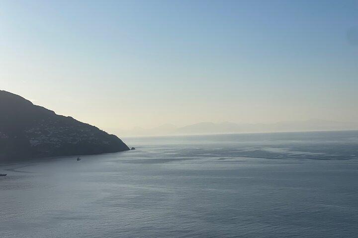 Transferência privada de Positano para o aeroporto de Nápoles