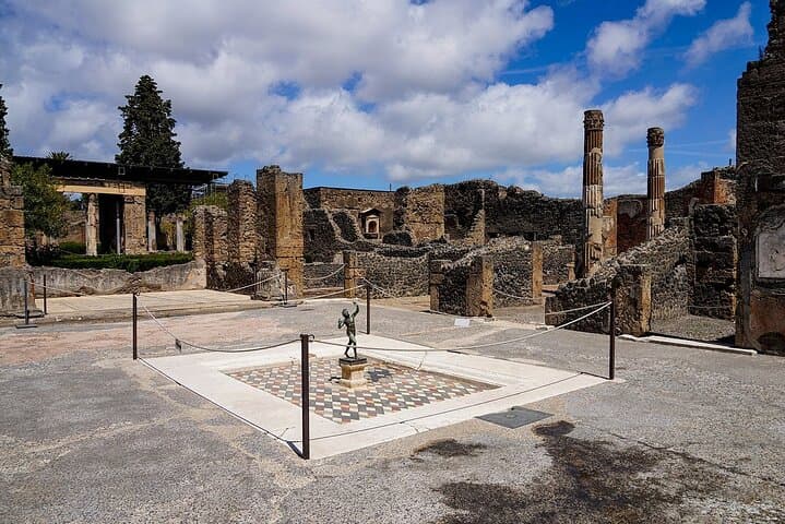 Pompeii Excavations and Mount Vesuvius Tour from Naples Port