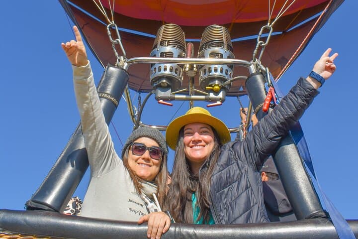 Aerodiverti Balloon Flight + CDMX Transportation + Pyramids + CAVE