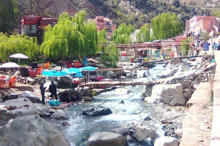 Marrakech: The Atlas, the valley DE the Ourika waterfalls