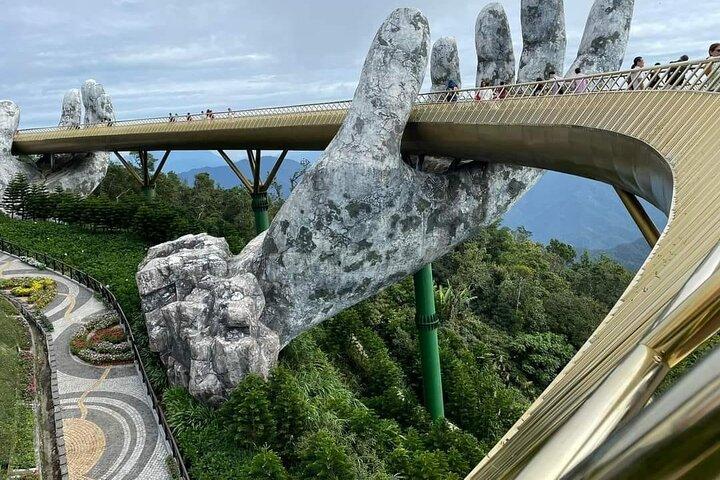 GOLDEN BRIDGE、大理石の山、LADY BUDDHA from CHAN MAY PORT(海岸エクスカーション)