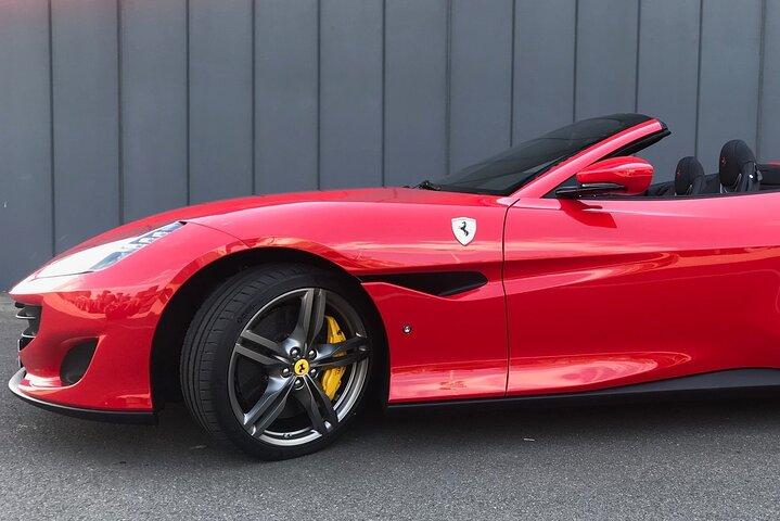 Test Drive da Ferrari Portofino em Maranello com vídeo incluído