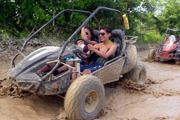 Passeio de Buggy em Punta Cana - Praia de Macao e Gruta do Rio