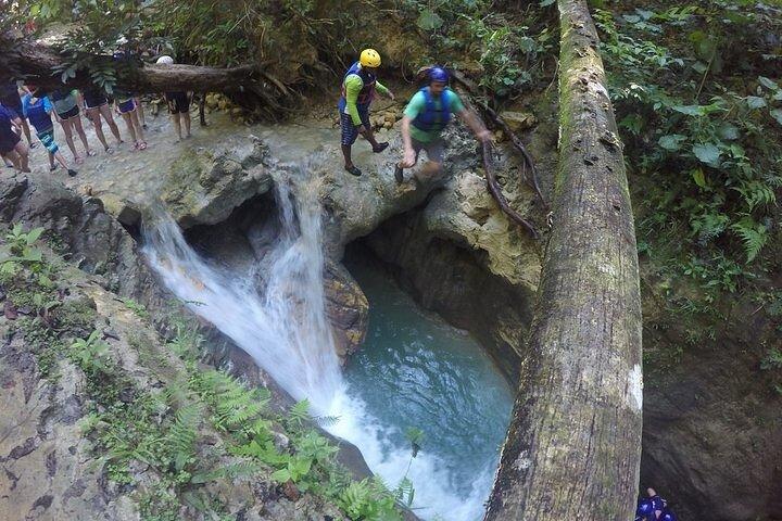 Private 27 Waterfalls & Zipline | Almoço e Pickup Amber & Taino