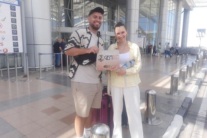 Cairo Airport Private Transfer – Fast & Reliable