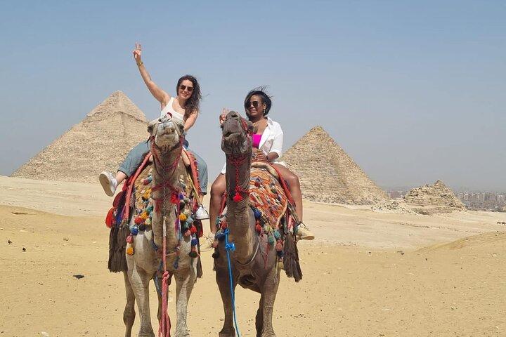 Pyramides de Gizeh tout compris, Musée égyptien ,Sphinx,Chameau et déjeuner