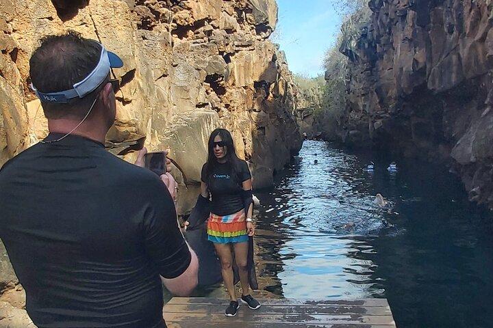 8 Days Galapagos Island Hopping "Santa Cruz & Isabela island"