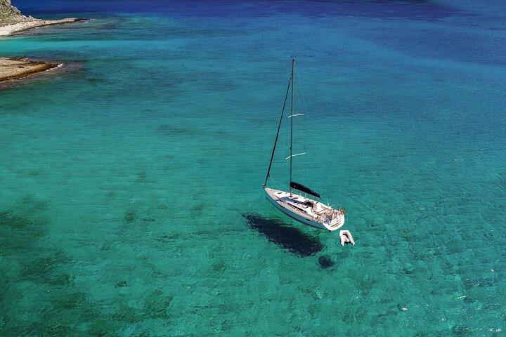 Balos Beach en Gramvousa eiland gedeelde groep Sailing Cruise