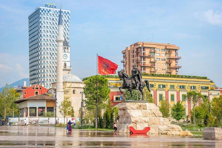 Tour a piedi Gioielli storici a Tirana