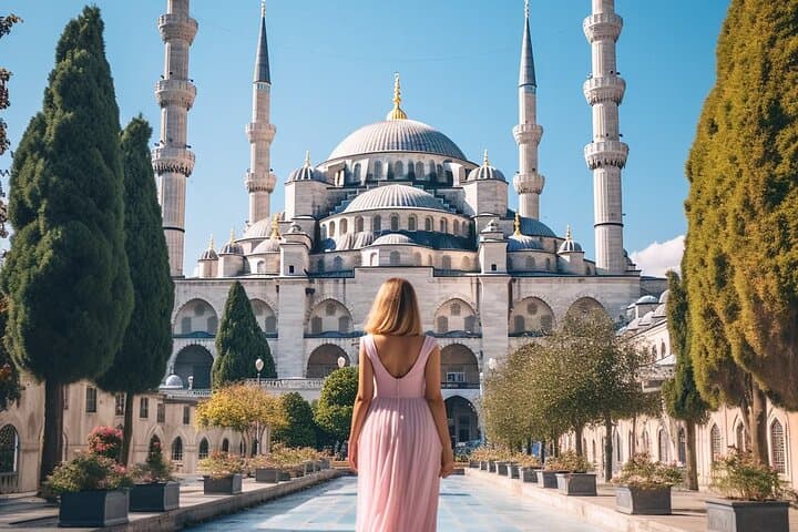 Istanbul Instagram Tour: Famous Spots (Private & All-Inclusive)