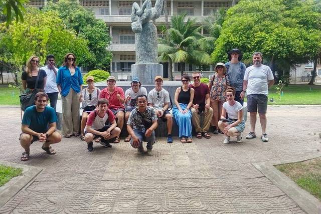 Tuol Sleng (S-21)