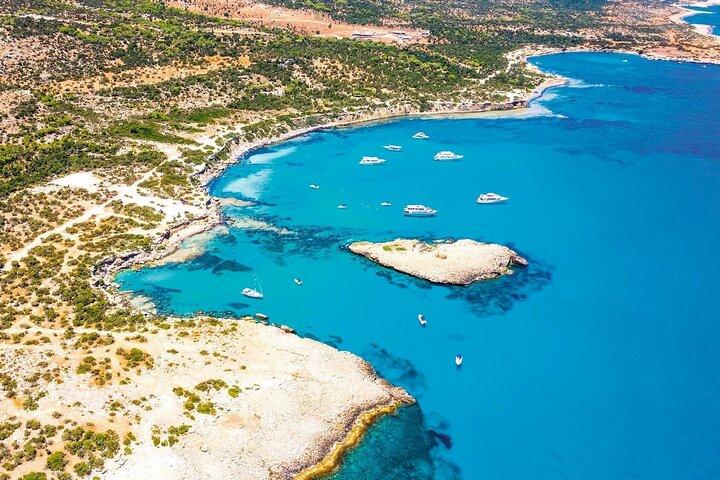 Thermen van Aphrodite, Latchi en Blue Lagoon Cruise Tour