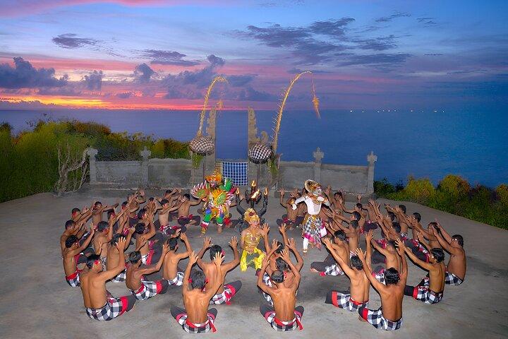 Pacchetti Bali ATV Ride e Uluwatu Sunset Tour