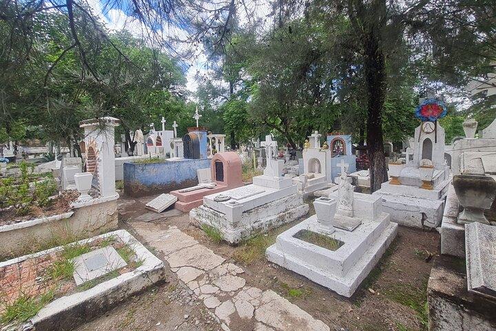 Dag van de Doden-wandeltocht in San Miguel de Allende
