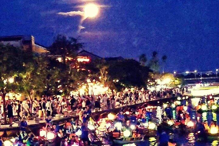 MY SON HOLYLAND & HOI AN TOUR DE MARCHE, promenade en bateau SAMPAN, marché nocturne coloré