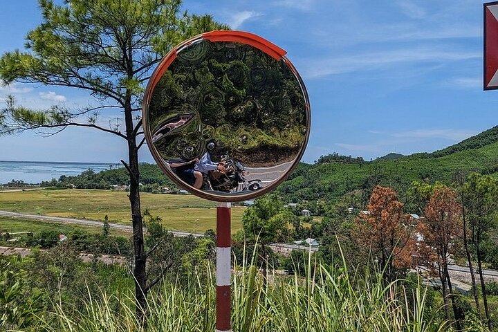 Tour privato in moto con autista Hue-Da Nang-Hoi An o V.V.