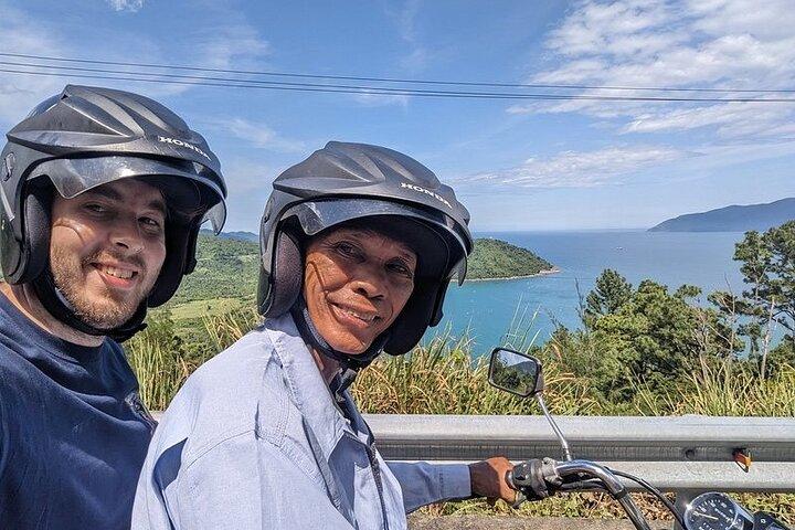 Tour privato in moto con autista Hue-Da Nang-Hoi An o V.V.