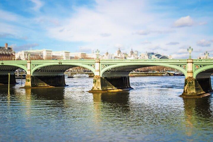 City Walking Tour & Schnitzeljagd im Zentrum Londons