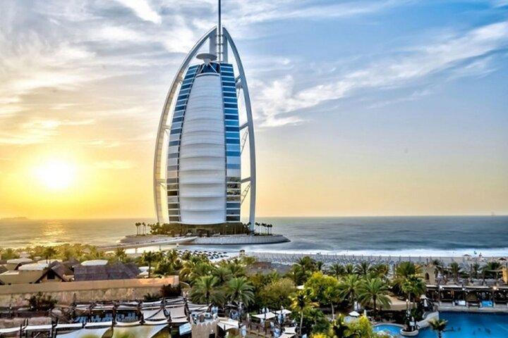 Private Dubai-Stadtrundfahrt mit Miracle Garden-Ticket