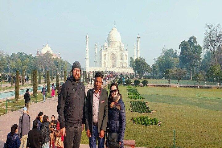 Tour privato di un giorno al Taj Mahal in auto da Delhi - All Inclusive