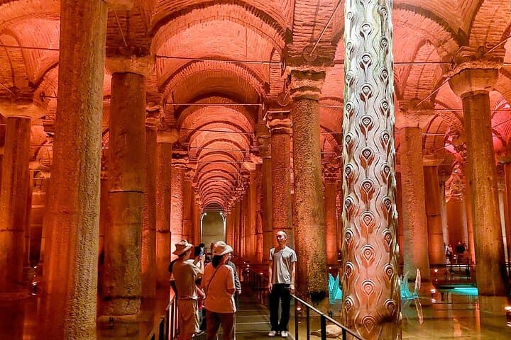 Basilica Cistern Guided Walking Tour with Skip the Lines entry