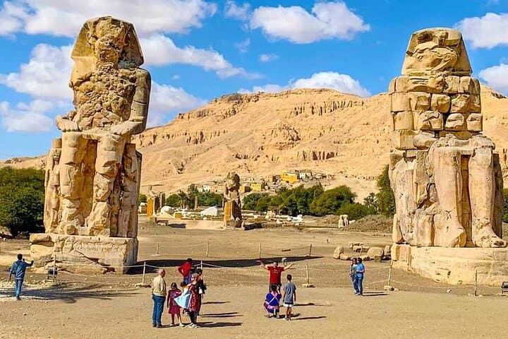 Full Day Tour in Luxor East and West Bank