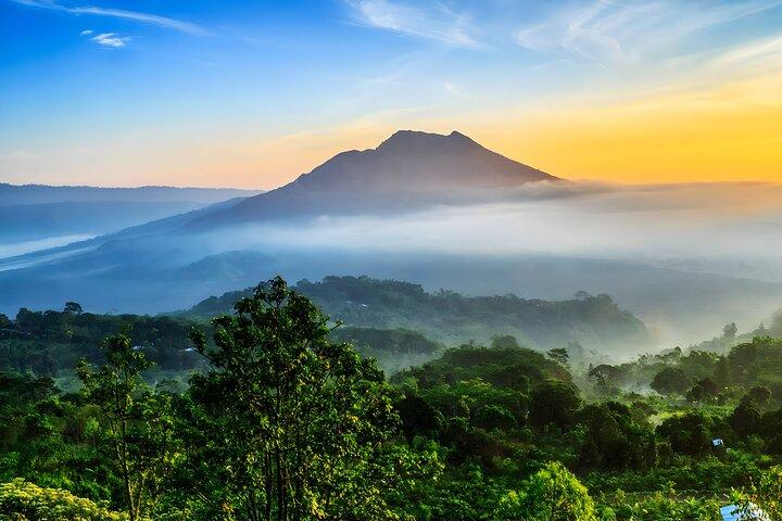 Excursão ao melhor de Ubud, cachoeira, vulcão, terraço de arroz e templos