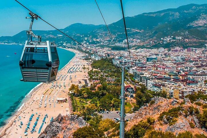 van Side: Sapadere Canyon en Alanya stad met lunch opt. Kabelbaan